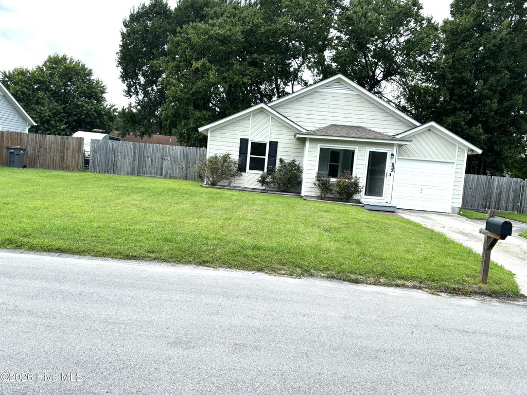 Photo of 633 Foxfire Circle, Jacksonville, NC 28546 (MLS # 100593200)