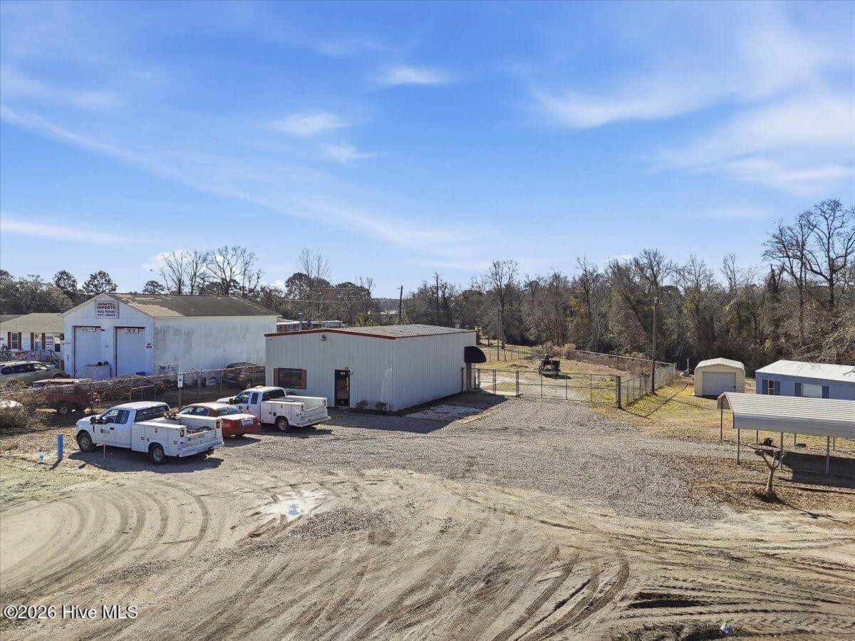 4905&4911 Southport Supply Rd SE