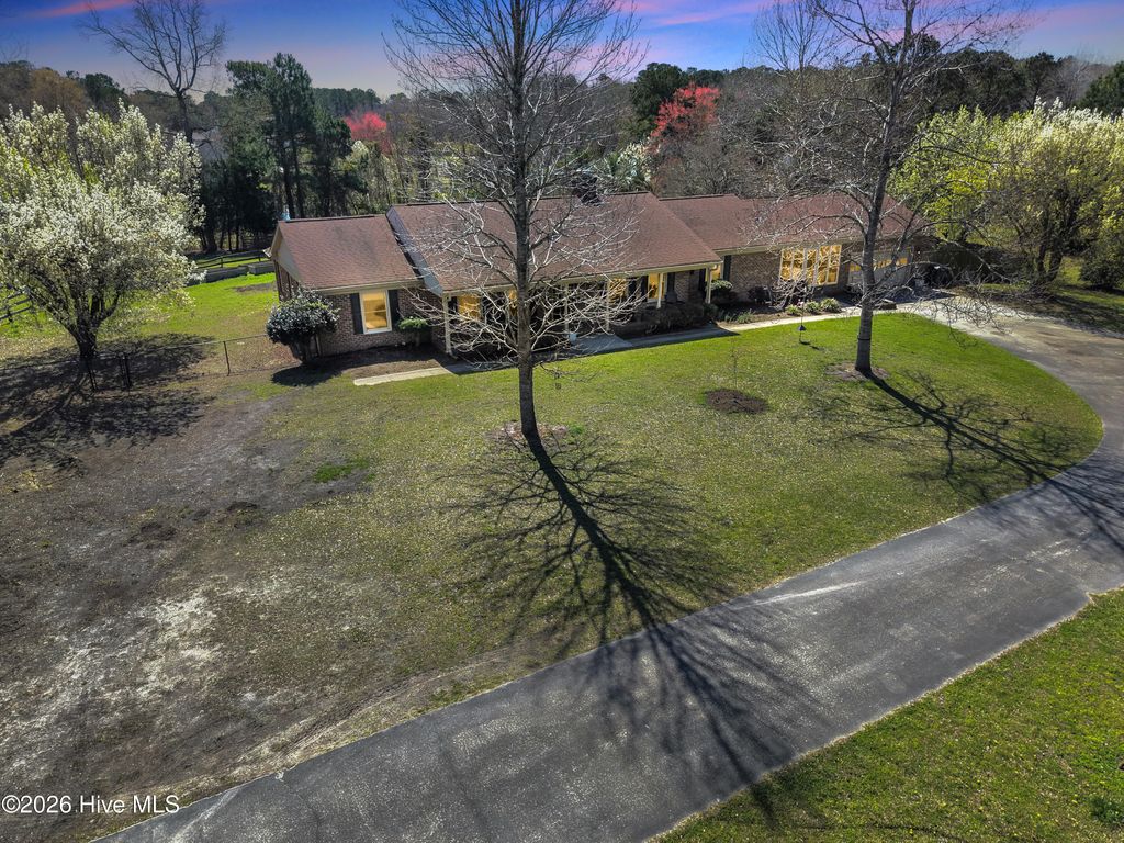 Photo of 4111 Scottsdale Drive SW, Shallotte, NC 28470 (MLS # 100563427)