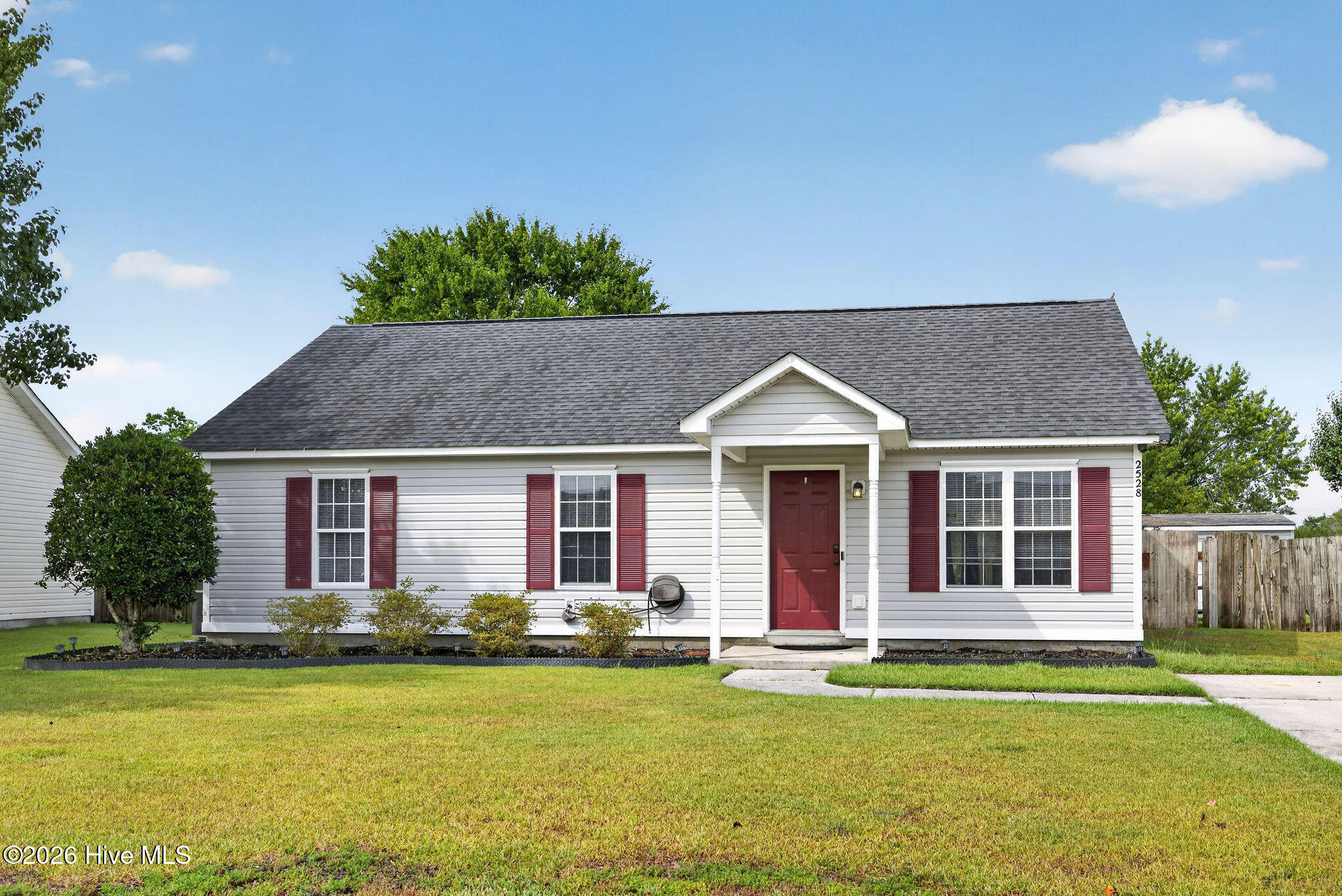 2528 Bradfield Court
