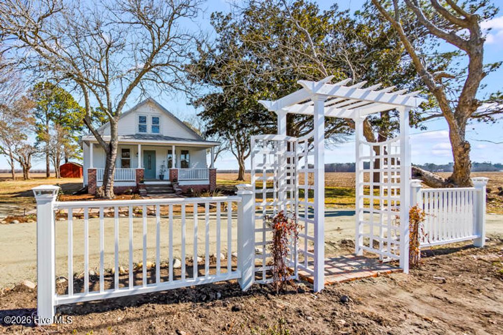 Photo of 22917 Nc Highway 55, Oriental, NC 28571 (MLS # 100555568)