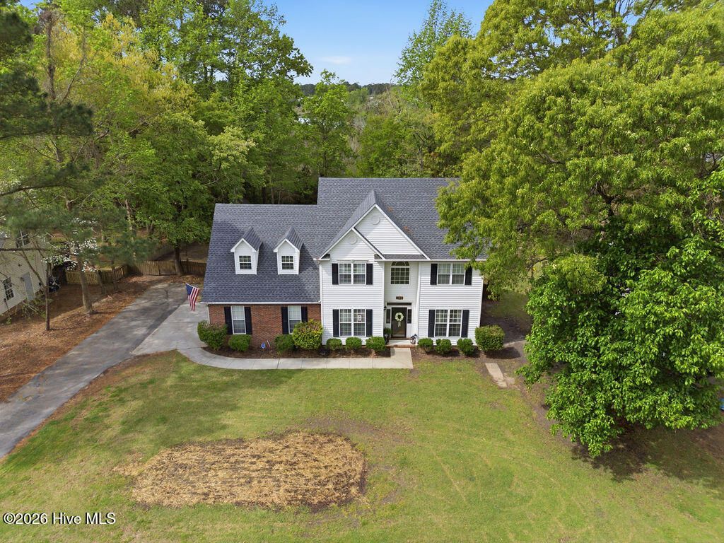Photo of 104 Dockside Drive, Jacksonville, NC 28546 (MLS # 100565606)