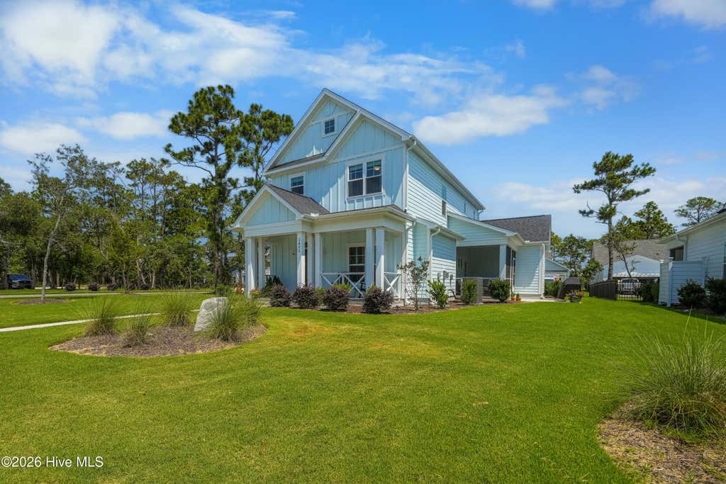 Photo of 2498 Lake Ridge Drive, Southport, NC 28461 (MLS # 100584001)