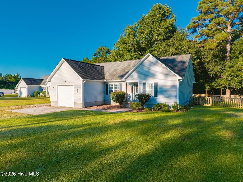 Photo of 126 Joans Haven Drive, Newport, NC 28570 (MLS # 100601049)