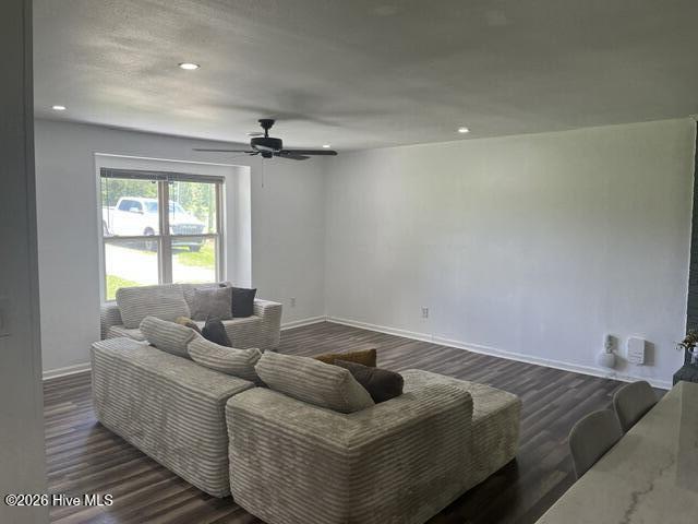 1312 Wolf Swamp Road