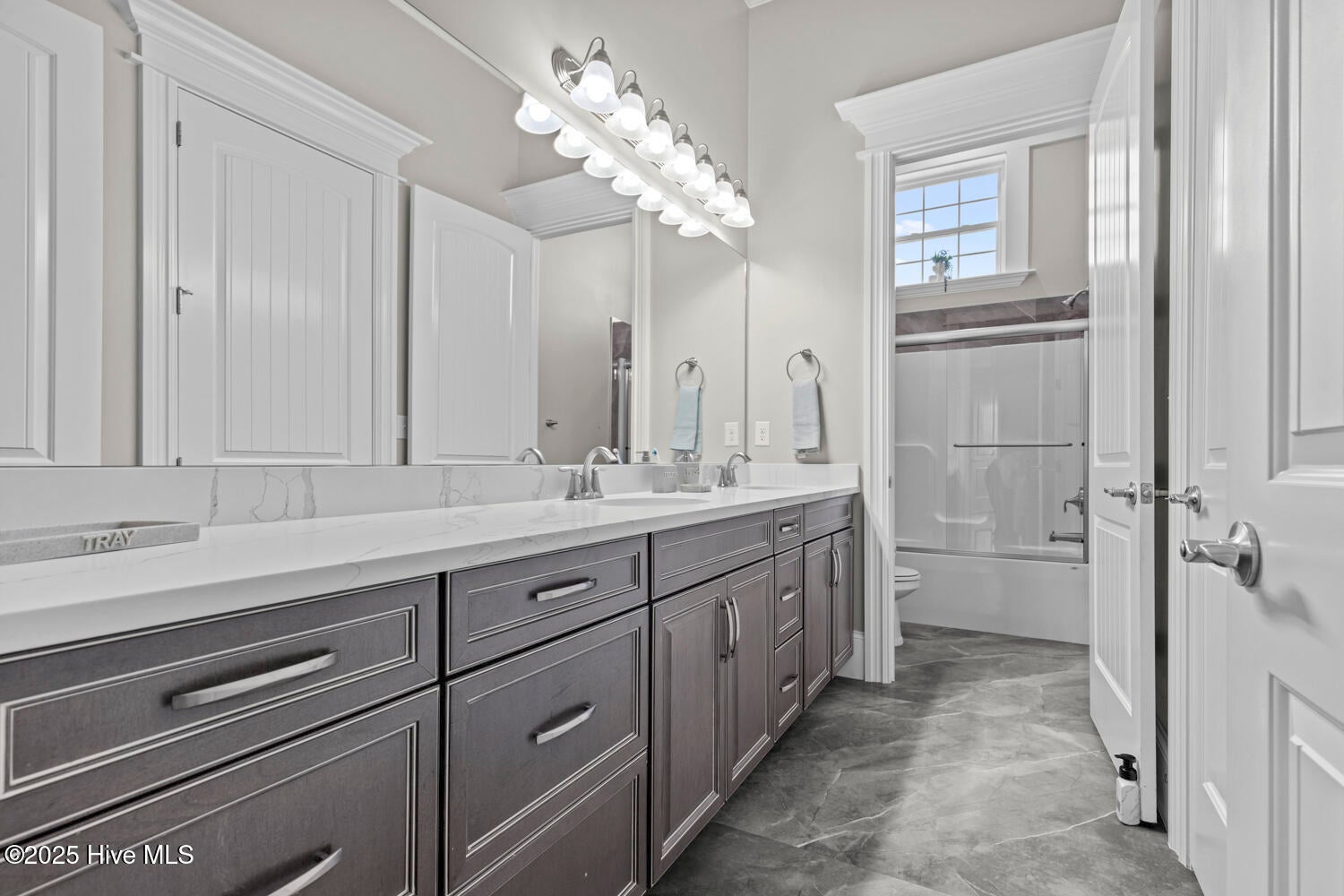 5976 Gum Branch Rd, Jacksonville, NC, 28540, USA, 5 Bedrooms Bedrooms, ,6 BathroomsBathrooms,Residential,Active,5976 Gum Branch Rd,100546022