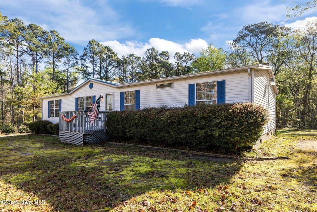 Photo of 340 Belgrade-Swansboro Road, Stella, NC 28582 (MLS # 100565011)
