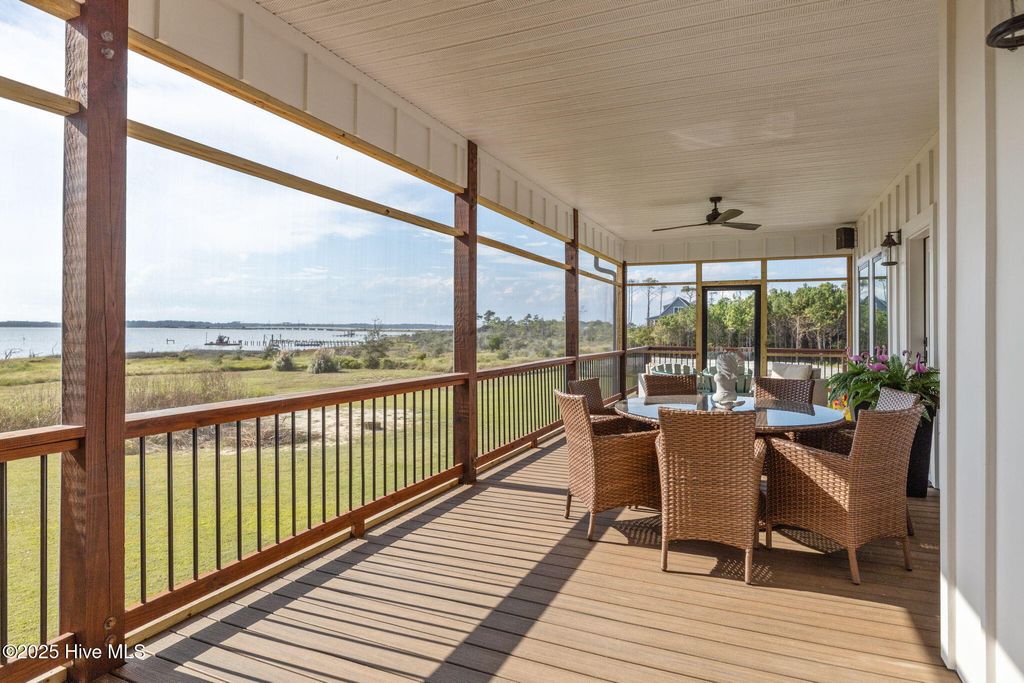 Photo of 203 Willet Drive, Beaufort, NC 28516 (MLS # 100533847)