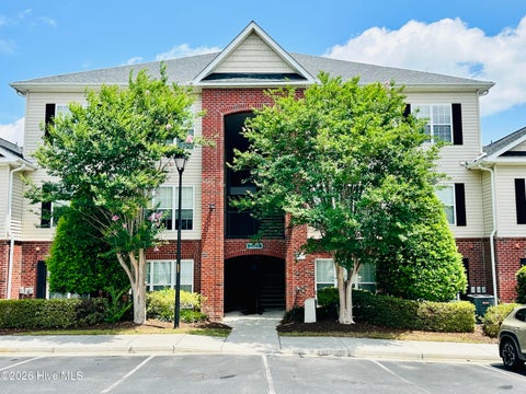 Condo For Sale - 2801 Bloomfield Lane #UNIT 202<br/> Wilmington, NC 28412