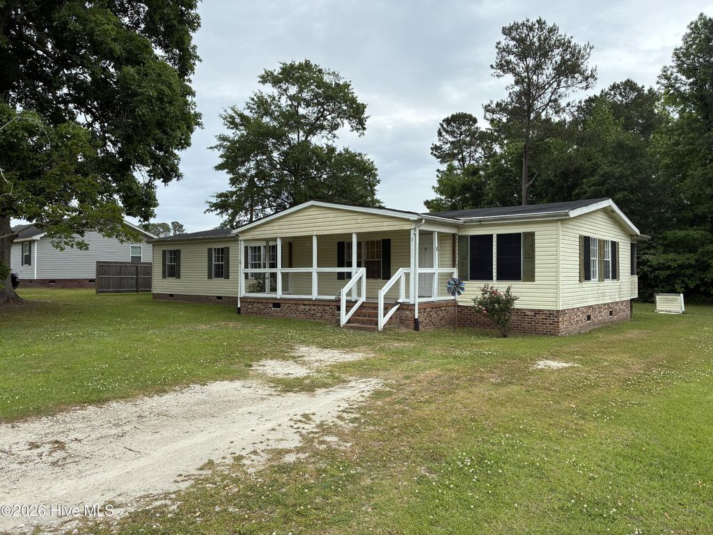 Photo of 51 King Arthur Drive, Whiteville, NC 28472 (MLS # 100571456)