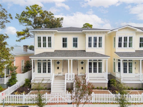 Homes For Sale - 312 W 38th Street<br/> Chatham County, Savannah, GA 31401