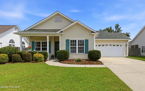 Homes For Sale - 4124 Pine Brush Drive<br/> Leland, NC 28451