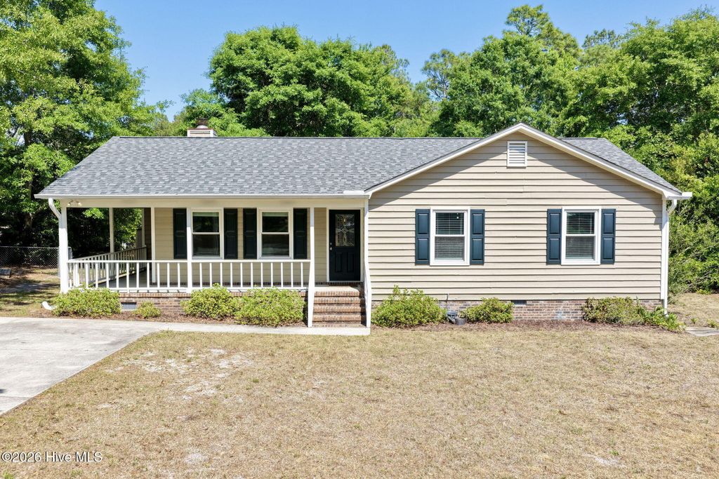 Photo of 3612 Knotty Court, Wilmington, NC 28405 (MLS # 100569518)