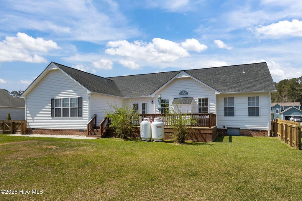Photo of 202 Nikida Court, Swansboro, NC 28584 (MLS # 100568486)