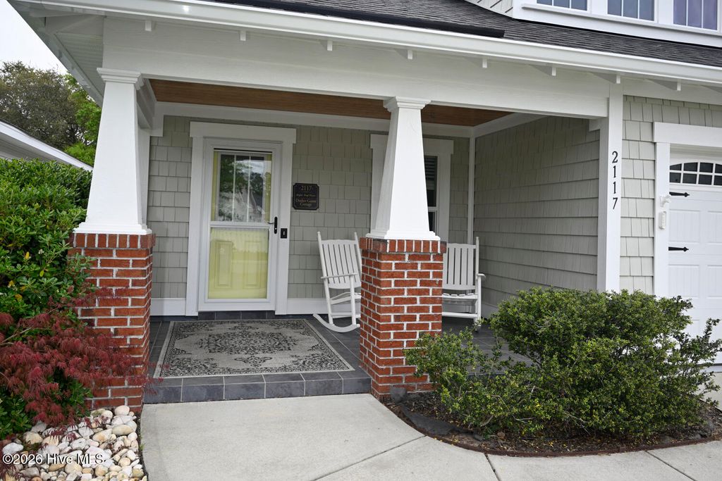 Photo of 2117 Maple Leaf Drive, Southport, NC 28461 (MLS # 100566970)