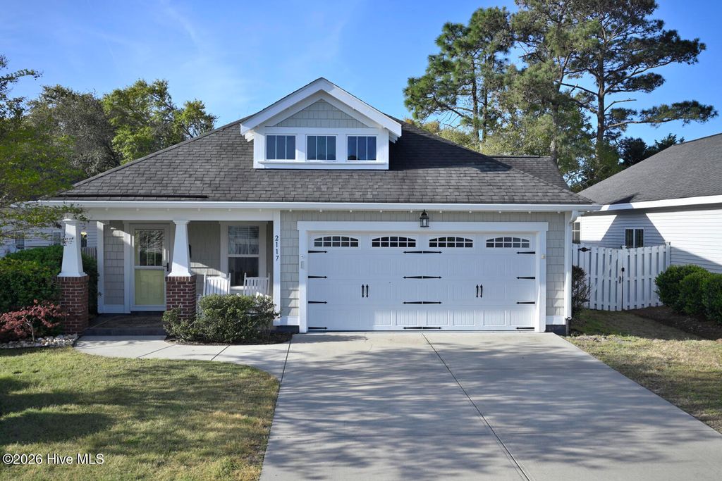 Photo of 2117 Maple Leaf Drive, Southport, NC 28461 (MLS # 100566970)