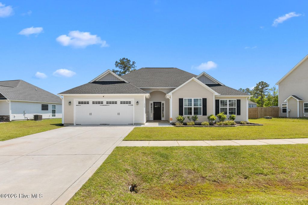 Photo of 198 Moonstone Court, Jacksonville, NC 28546 (MLS # 100571757)