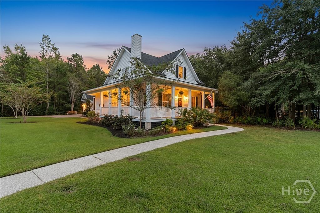 Photo of 20 Jacobs Circle, Richmond Hill, GA 31324 (MLS # SA355012)