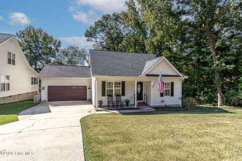 Photo of 1975 Shoreline Drive, Grovetown, GA 30813 (MLS # 100608029)