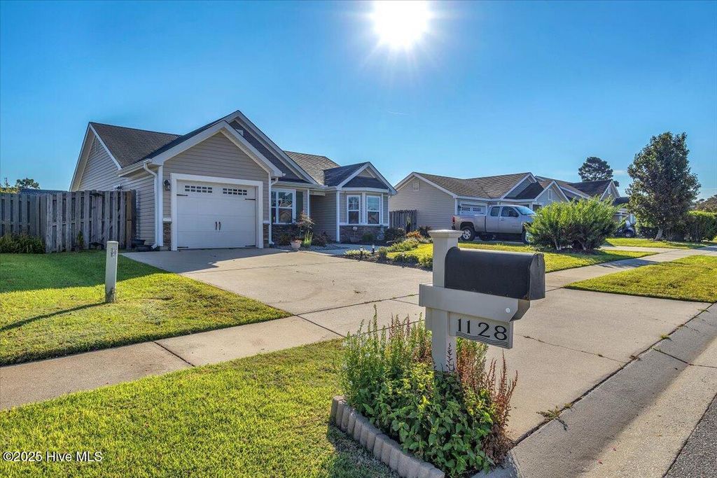 Photo of 1128 Crestfield Way, Leland, NC 28451 (MLS # 100527924)