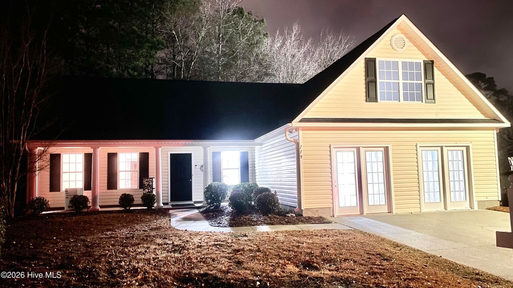 Photo of 119 Woodford Road NE, Leland, NC 28451 (MLS # 100549950)