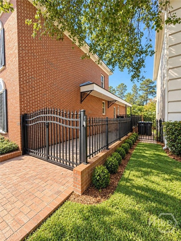 6 Conifer Square