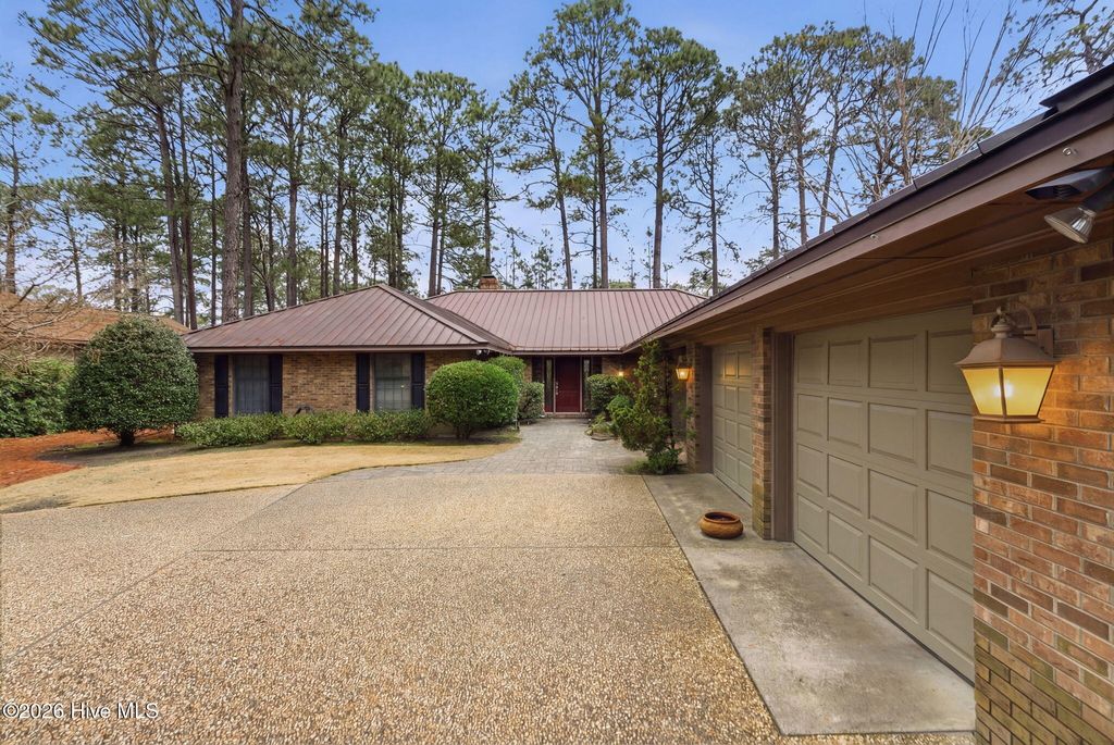 Photo of 205 Baltusrol Lane, Pinehurst, NC 28374 (MLS # 100563056)