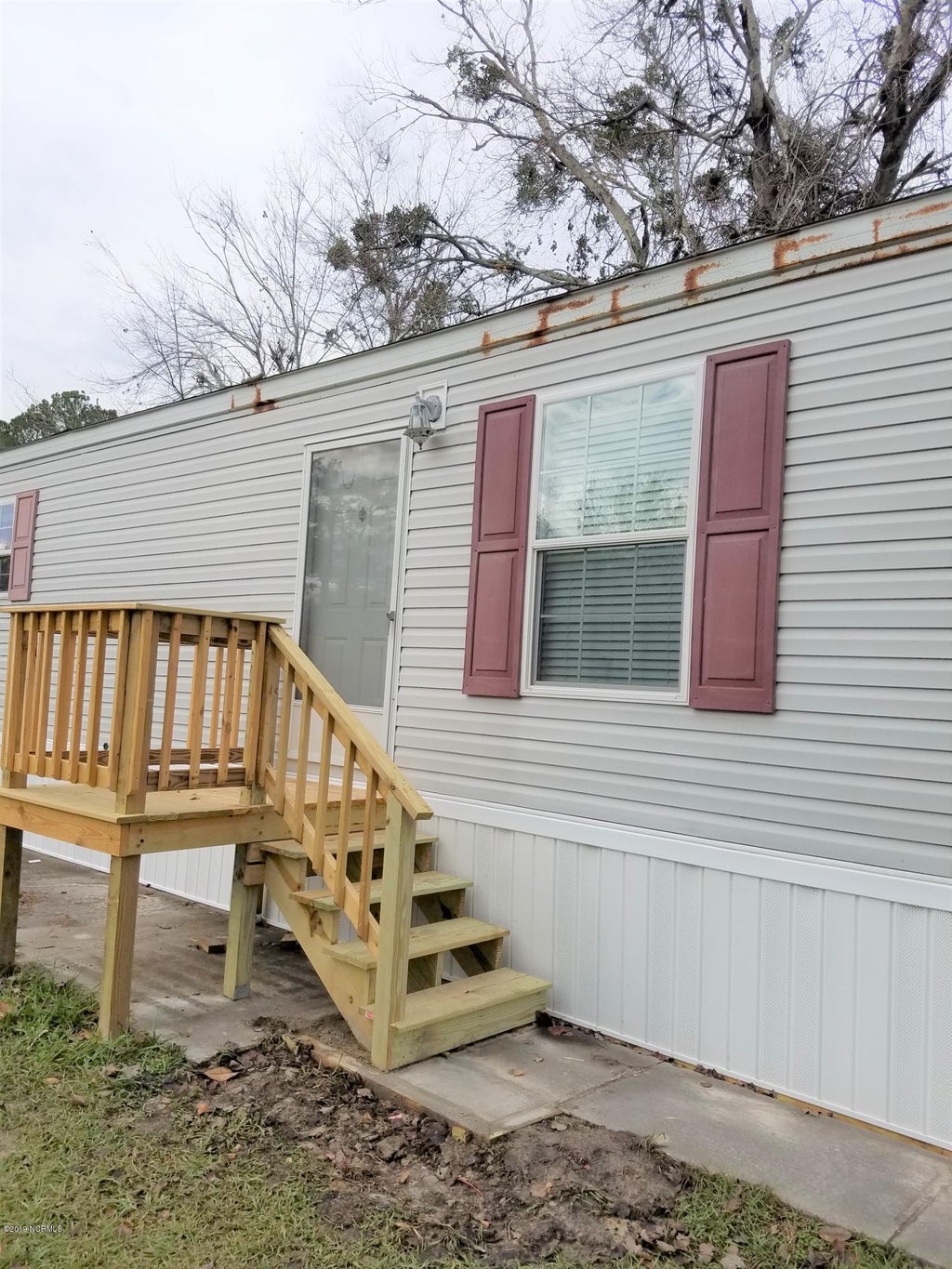 Photo of 1 Duke Drive, Hubert, NC 28539 (MLS # 100586720)