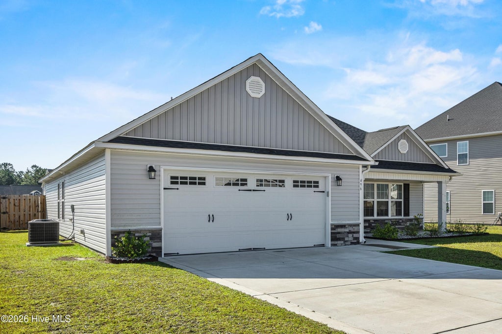 Photo of 496 Pebble Shore Drive, Sneads Ferry, NC 28460 (MLS # 100610602)