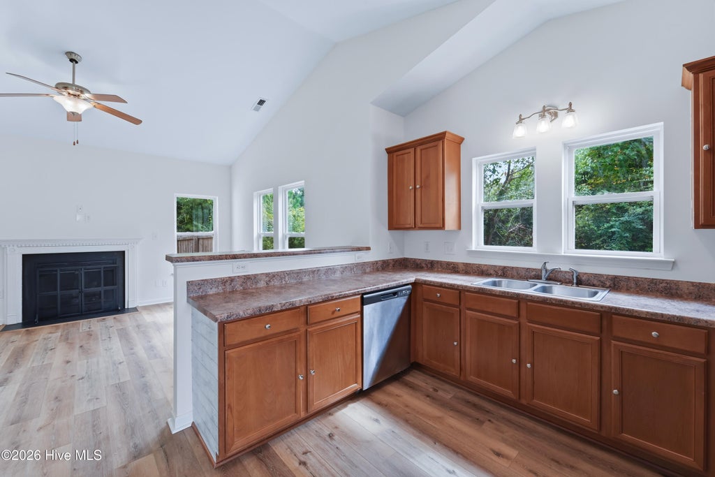 Photo of 103 Forsythia Court, Jacksonville, NC 28546 (MLS # 100606592)