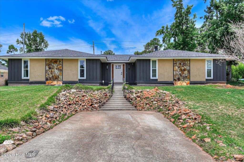 Photo of 131 Dresden Drive, Martinez, GA 30907 (MLS # 100584576)