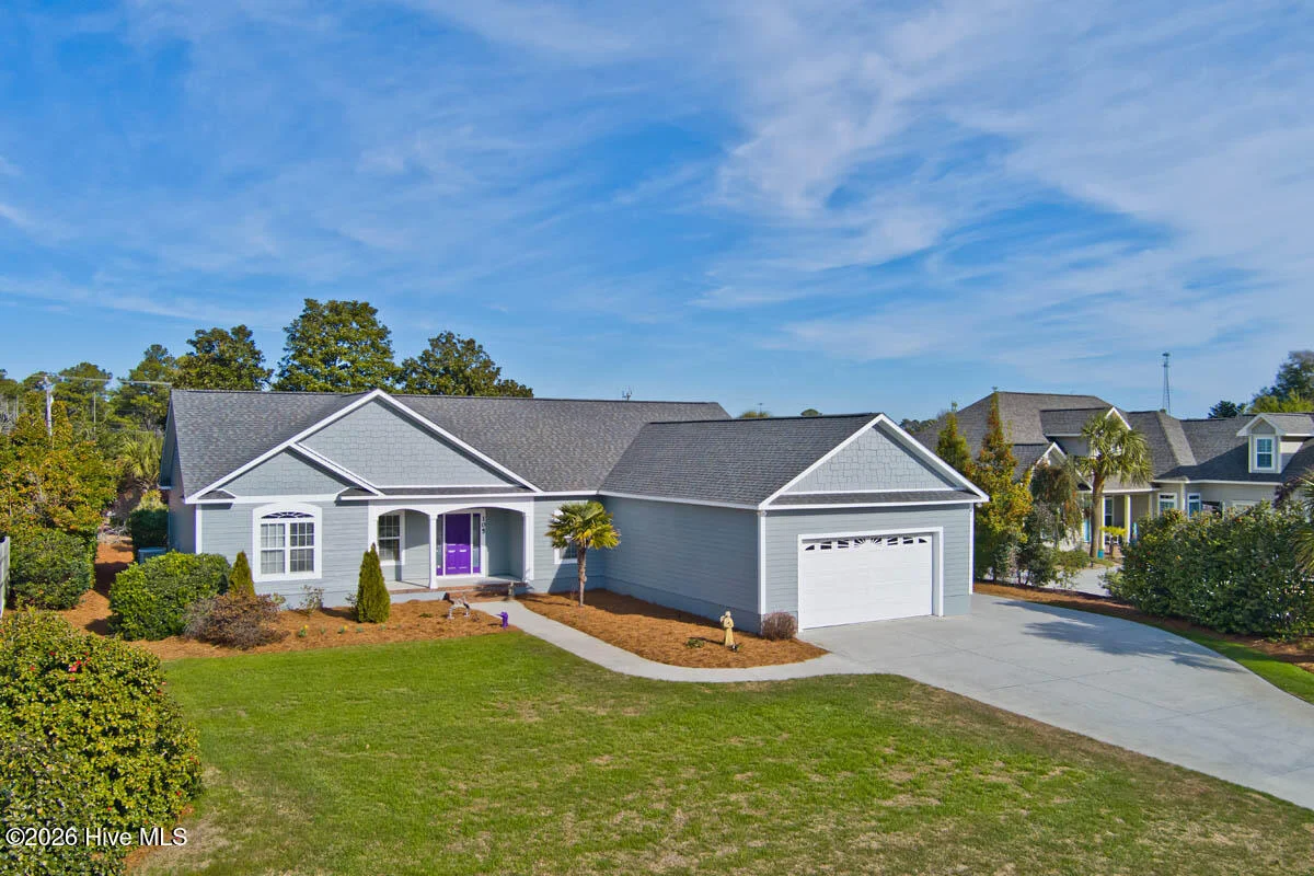 105 Alexandra Court Unit And Boat Slip #24