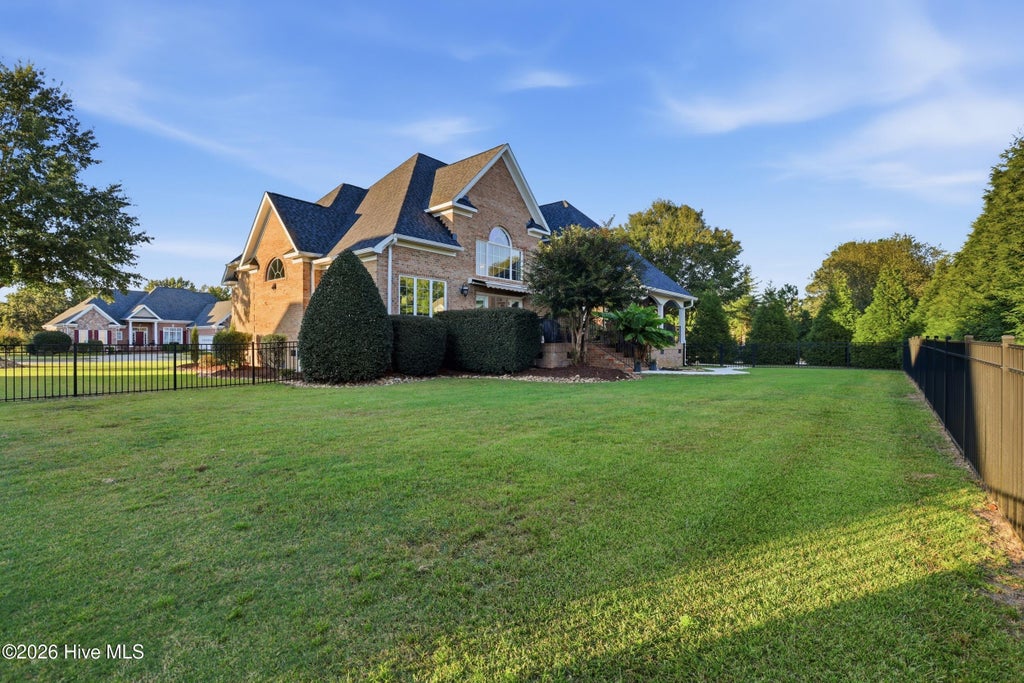 Photo of 501 Golf View Drive, Greenville, NC 27834 (MLS # 100610351)