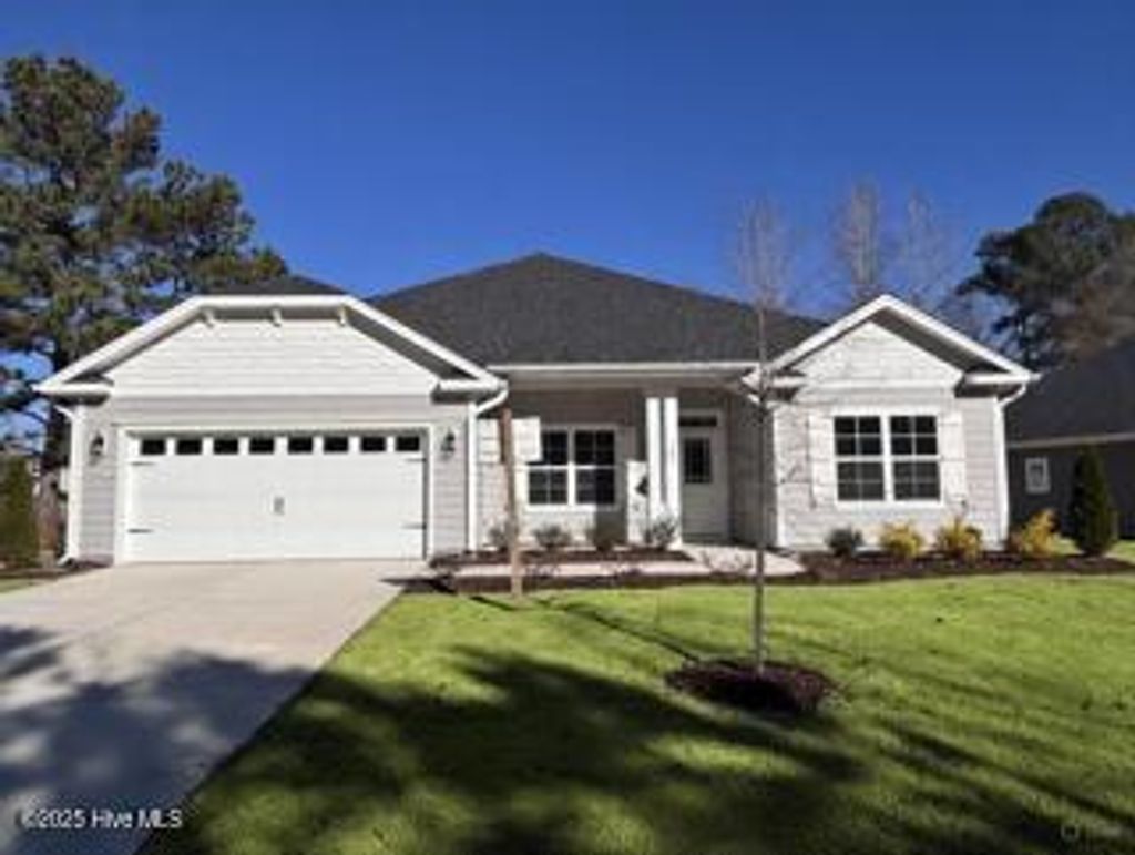 Photo of 161 Firethorn Circle, Wallace, NC 28466 (MLS # 100454099)