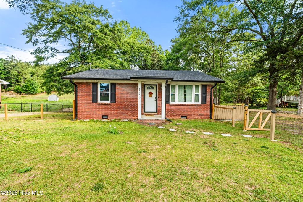 Photo of 128 Parker Street, Rockingham, NC 28379 (MLS # 100574145)