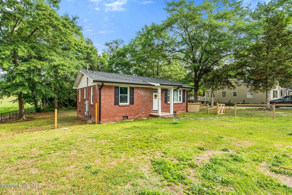 Photo of 128 Parker Street, Rockingham, NC 28379 (MLS # 100574145)