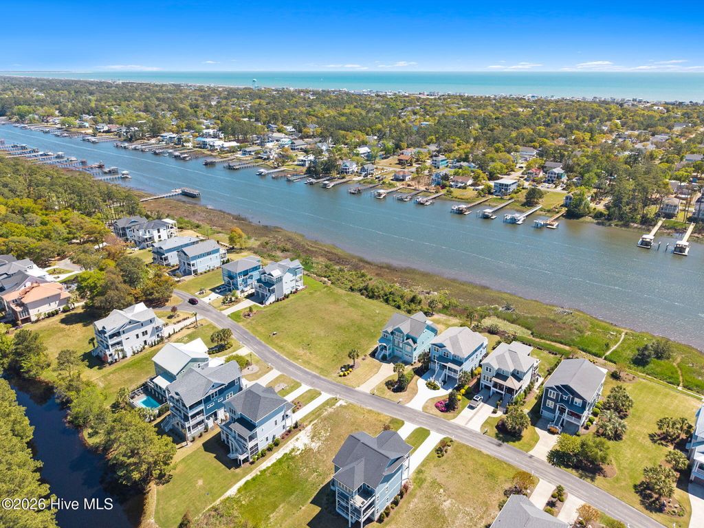 Photo of 2829 Harborside Way, Southport, NC 28461 (MLS # 100565227)