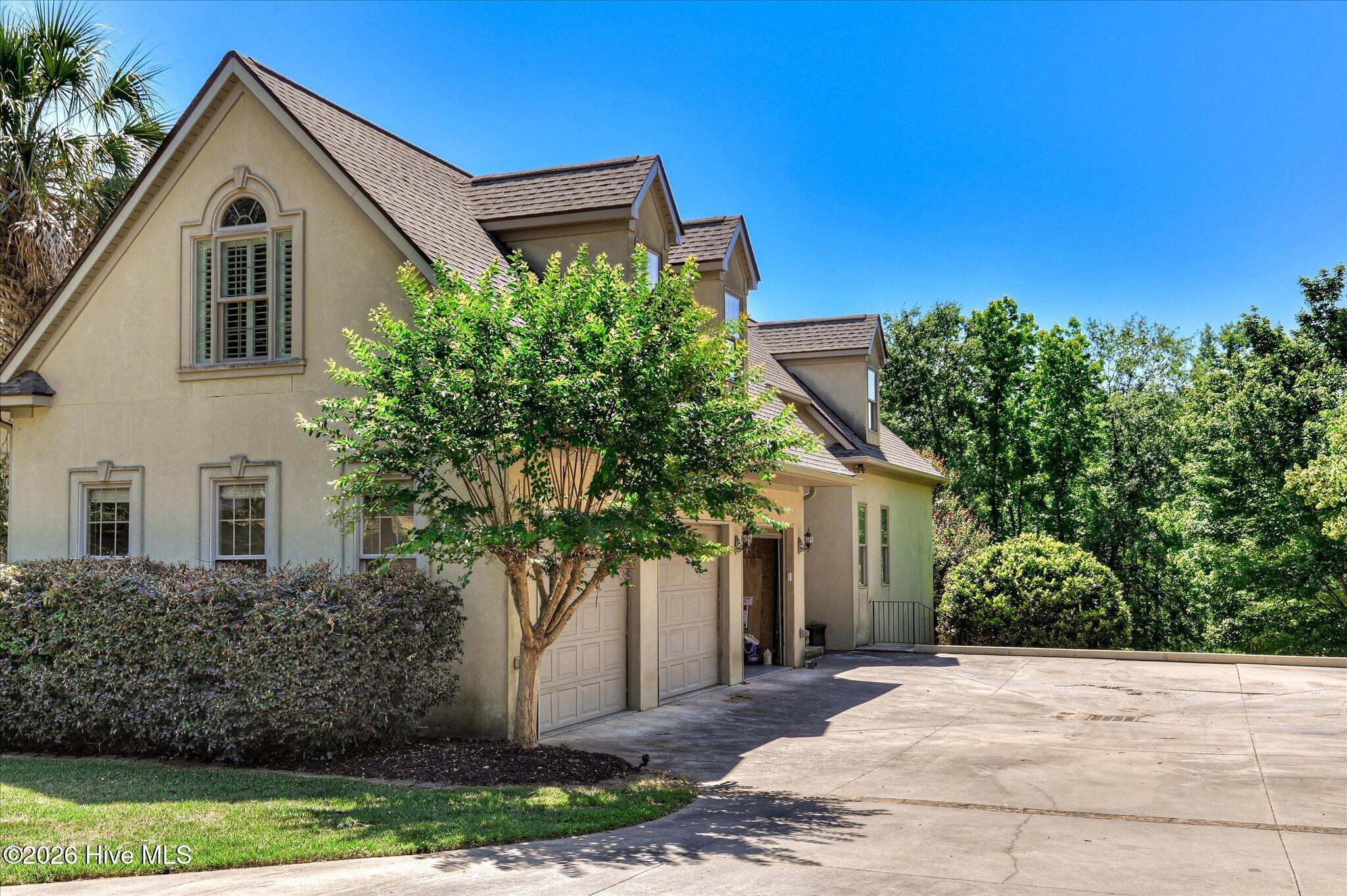 655 Bent Creek Drive