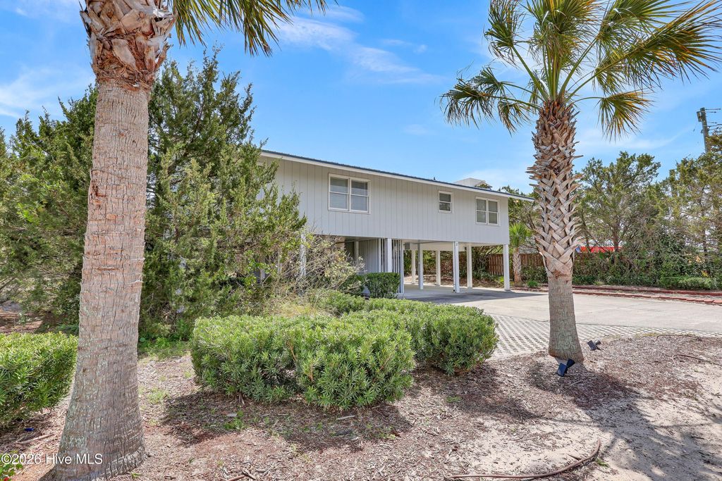Photo of 2 Conch Lane, Wrightsville Beach, NC 28480 (MLS # 100565989)