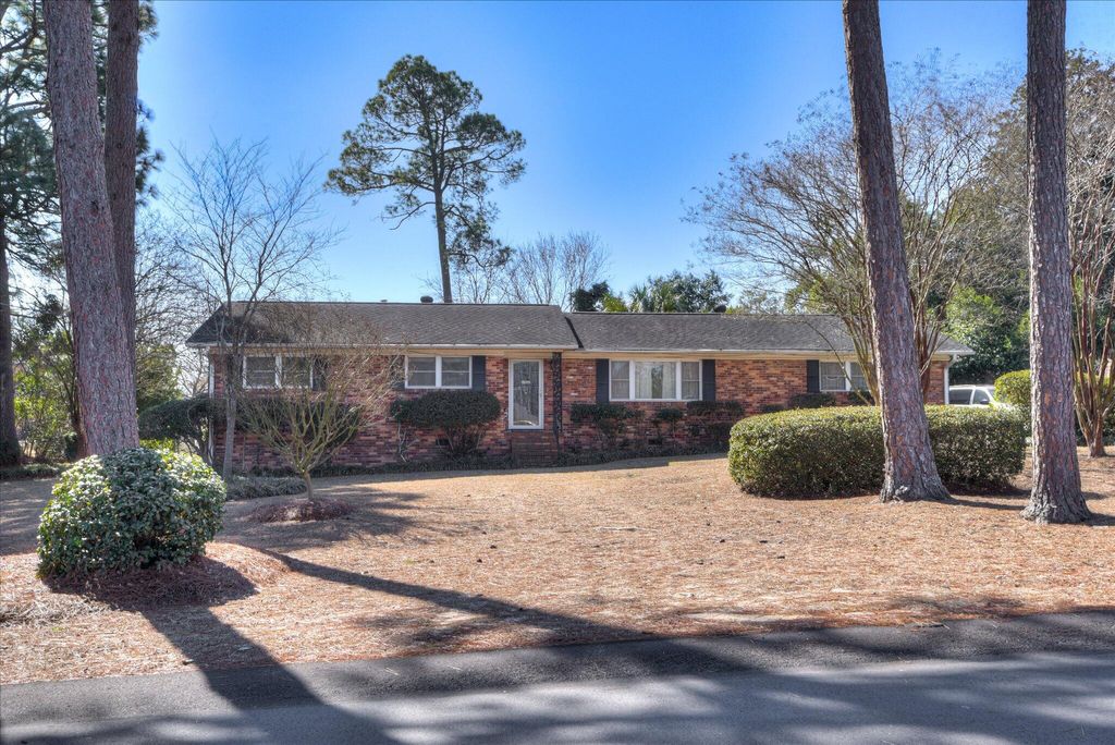 Photo of 107 Crestview Drive, North Augusta, SC 29841 (MLS # 551914)