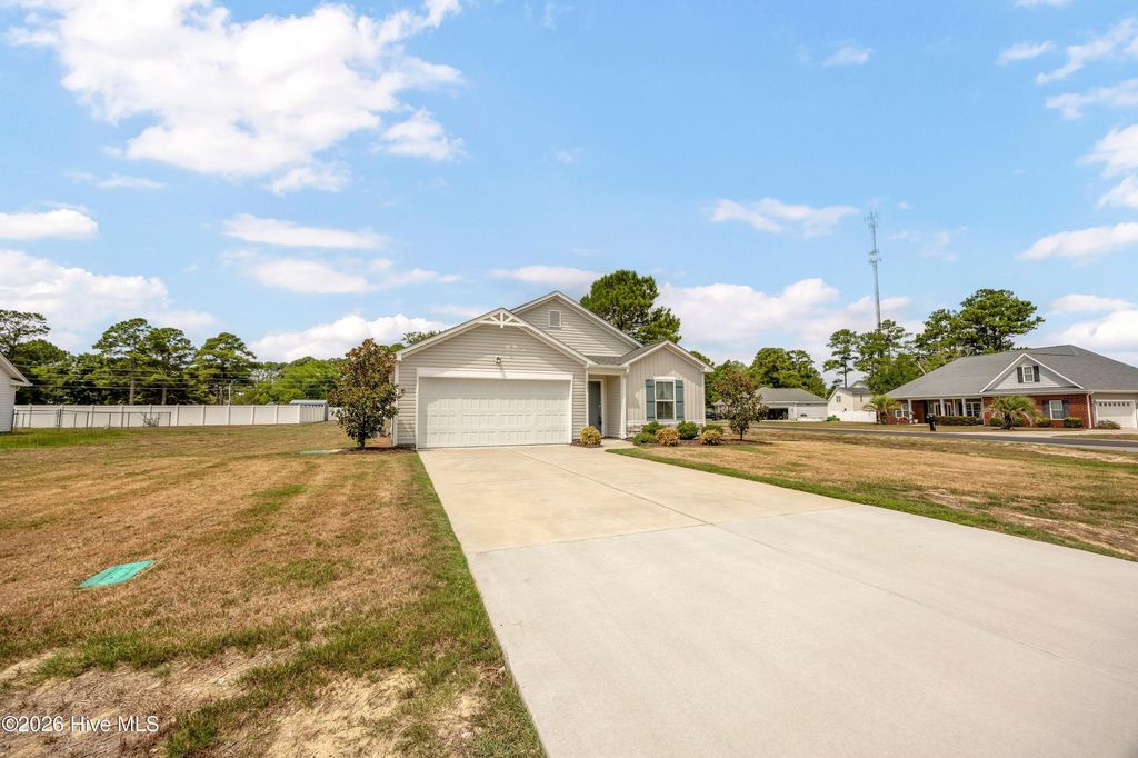 Photo of 807 Fox Street SW, Shallotte, NC 28470 (MLS # 100590633)