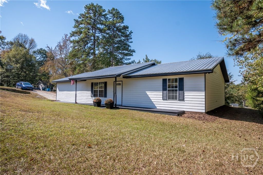 Photo of 248 Highland Estates Ests, Commerce, GA 30529 (MLS # CL342234)