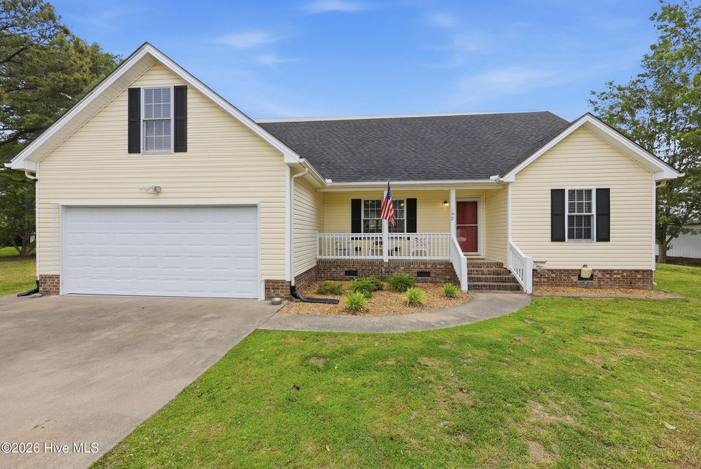 Photo of 192 Stevenson Drive, Hertford, NC 27944 (MLS # 100572372)