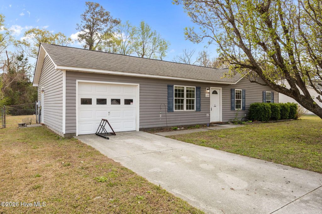 Photo of 329 Steller Road, Jacksonville, NC 28540 (MLS # 100562262)