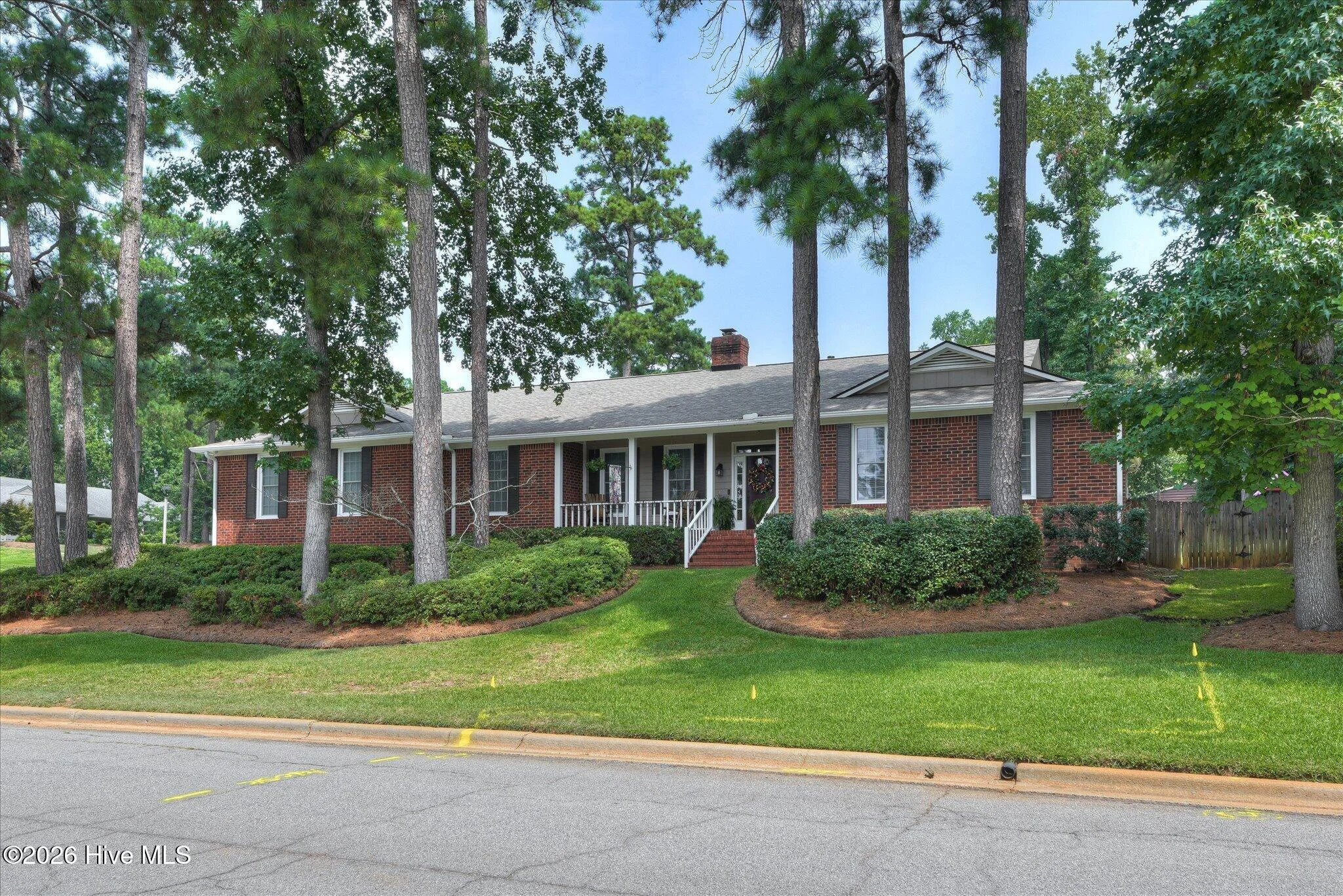 602 Branett Way