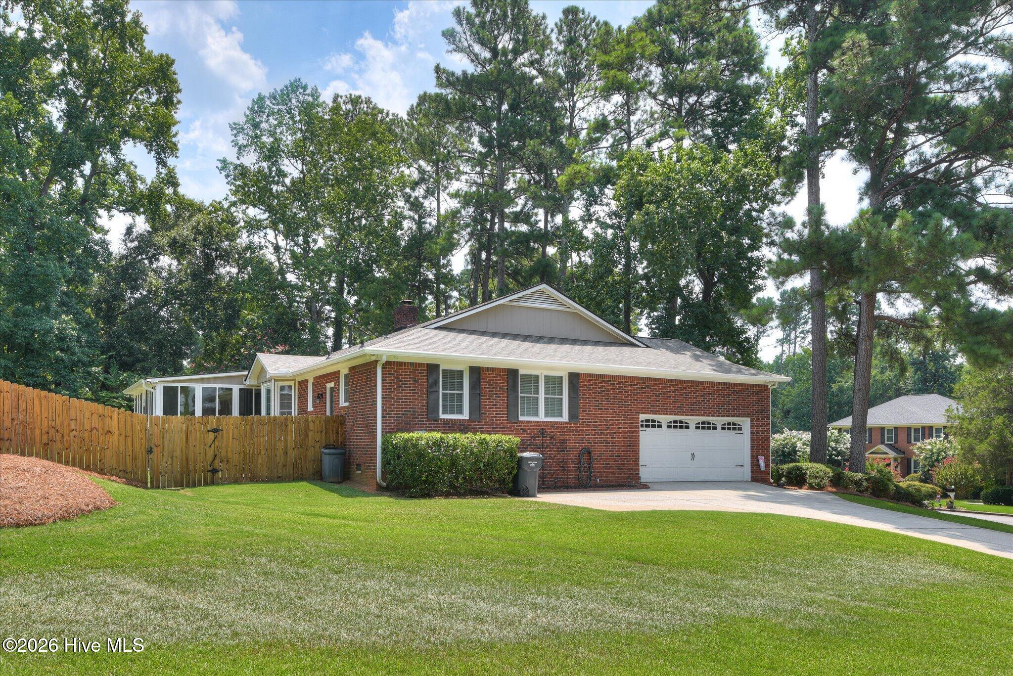 602 Branett Way