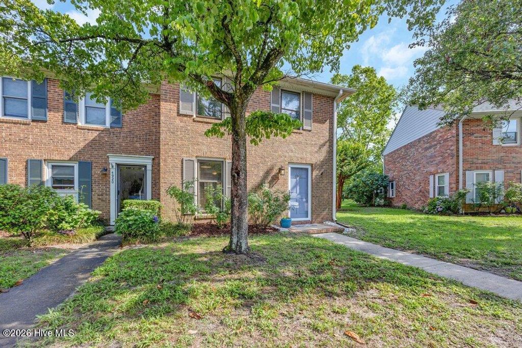 Photo of 4918 Seabrook Court, Wilmington, NC 28403 (MLS # 100577715)