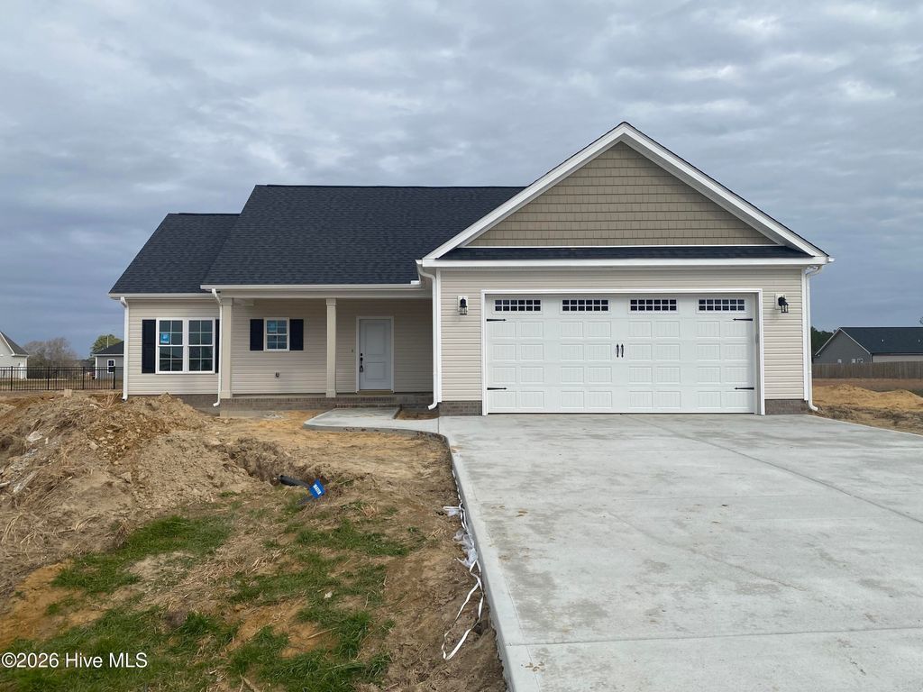 Photo of 213 Rae Drive, Pikeville, NC 27863 (MLS # 100547999)