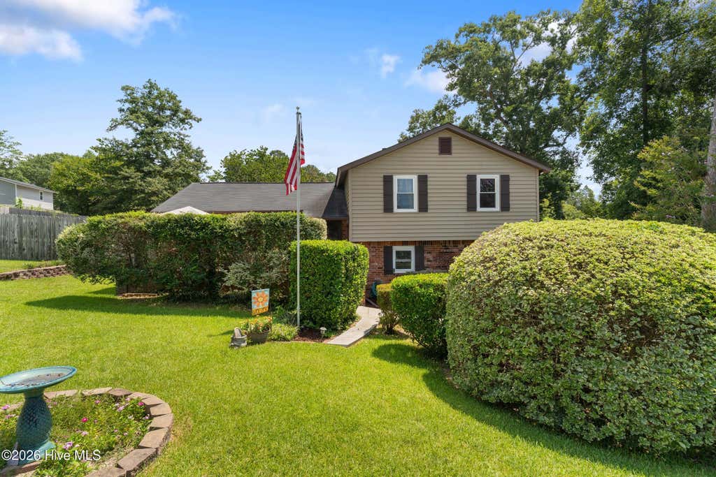 Photo of 340 Oak Leaf Court, Martinez, GA 30907 (MLS # 100598171)