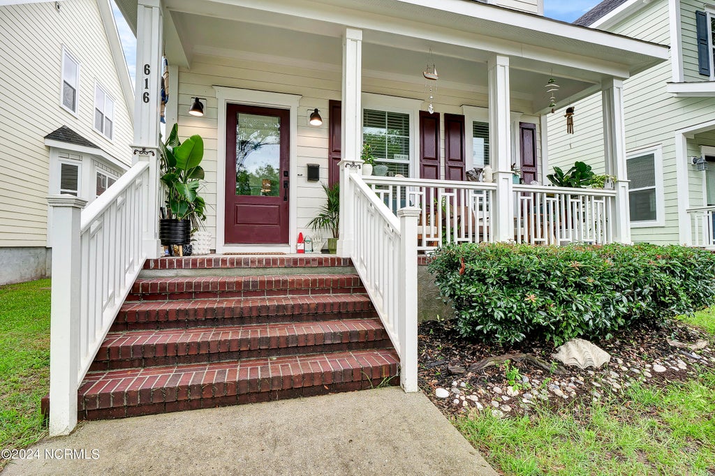 Photo of 616 Brunswick Street, Wilmington, NC 28401 (MLS # 100612201)